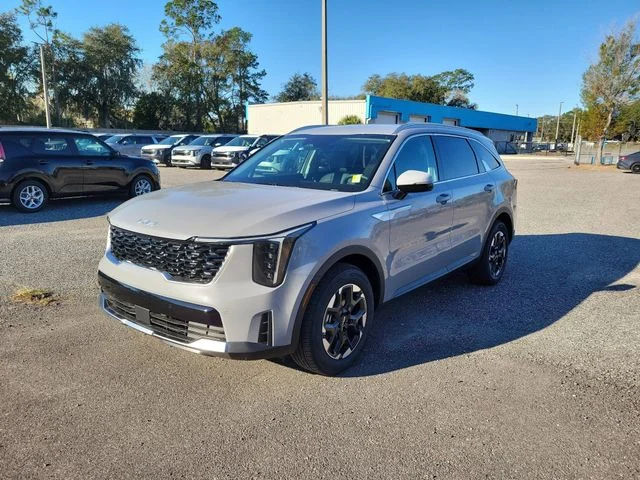 New 2026 Wolf Gray Kia S image 4