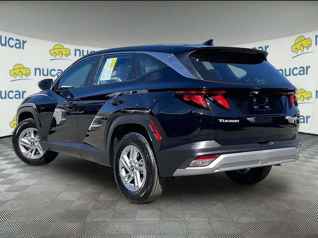 Used 2026 Black Hyundai SE image 4