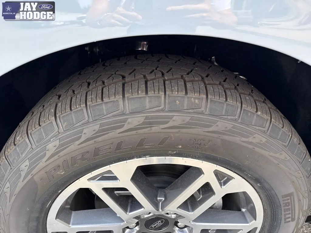 New 2026 Glacier Gray Metallic Tri-Coat Ford Active image 29