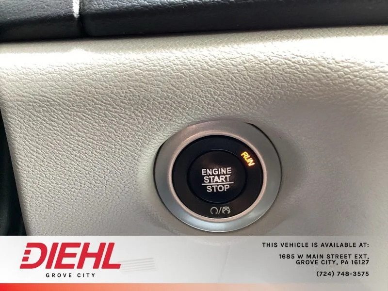 Used 2019 Red Chrysler Touring Plus image 32