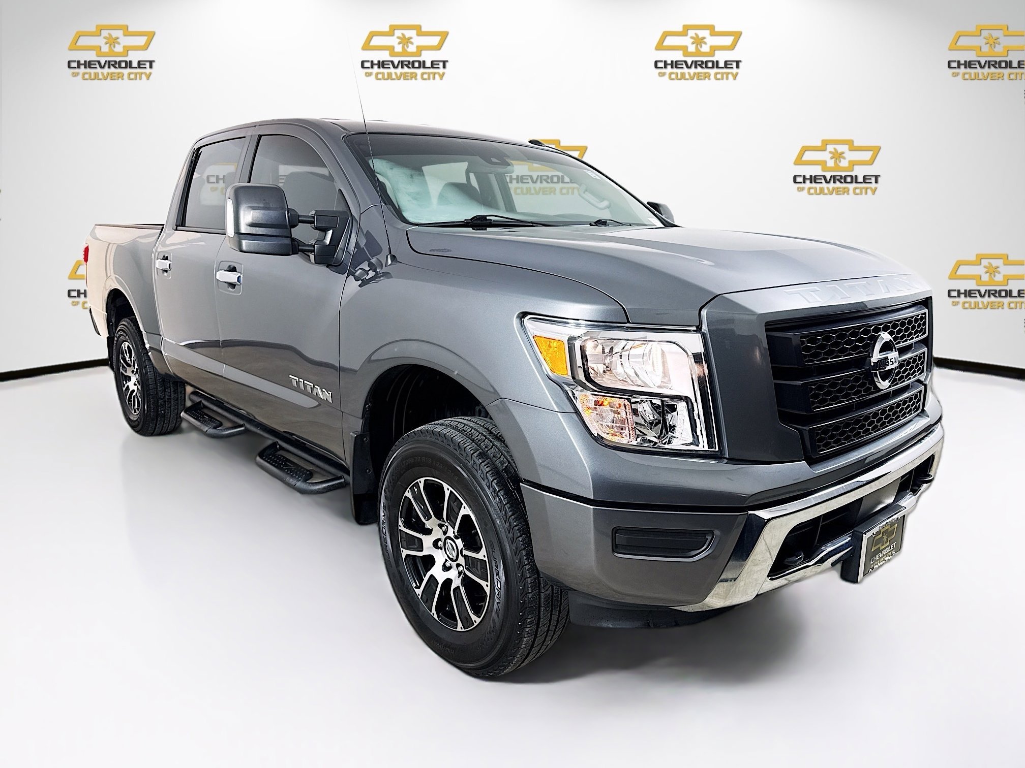 2021 Nissan Titan SV