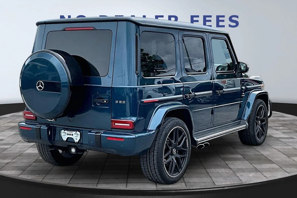 Used 2023 Teal Mercedes-Benz 4MATIC® image 6