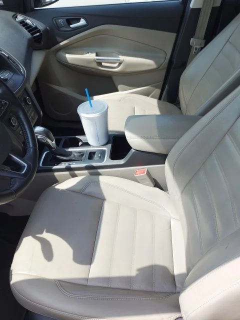 Used 2018 Blue Metallic Ford SEL image 7