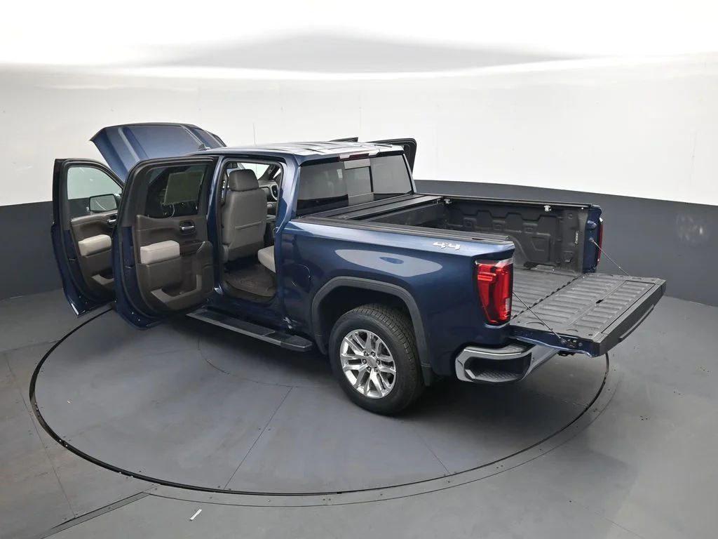 Used 2020 Blue GMC SLT image 55