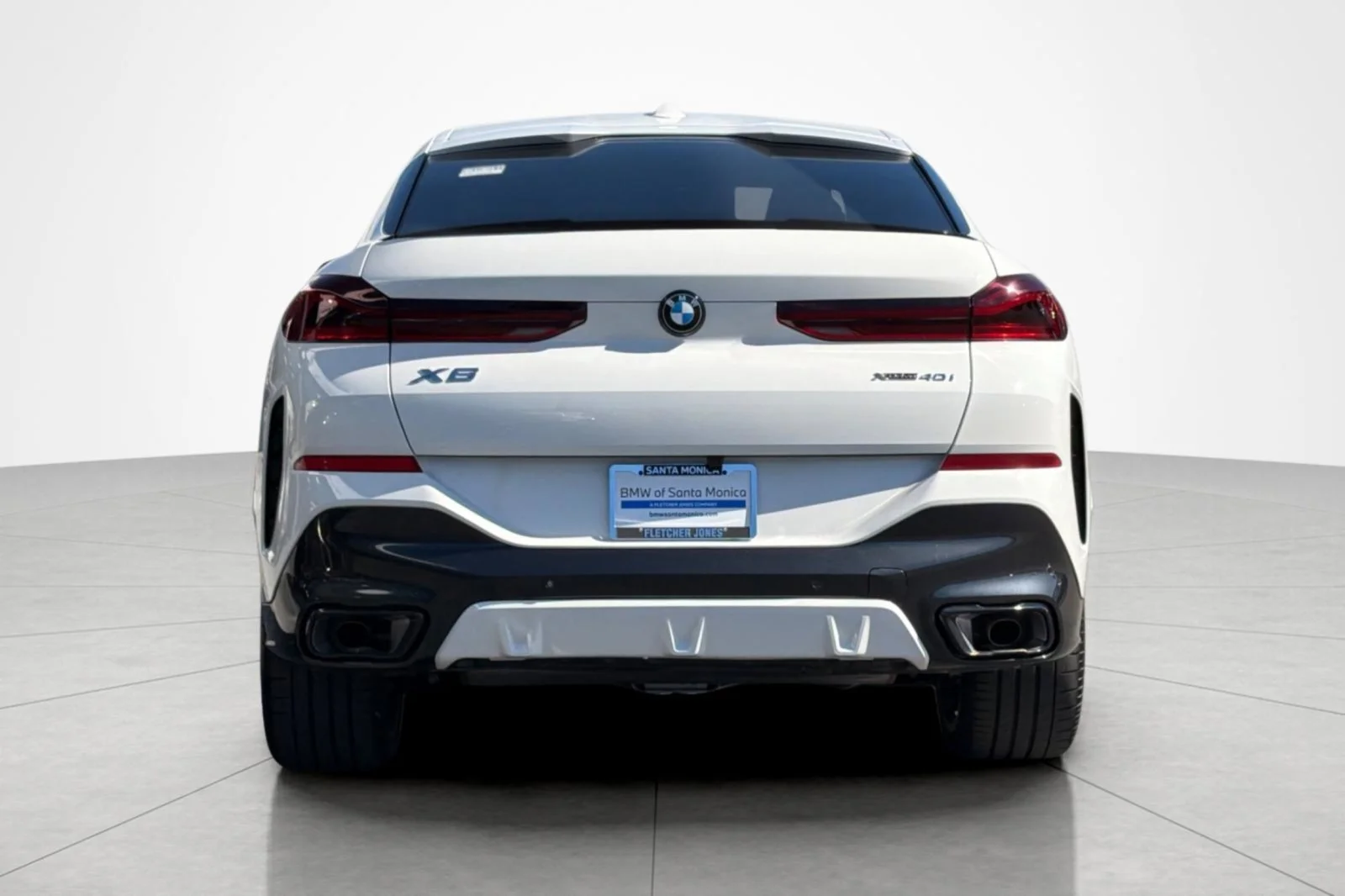 Used 2025 Alpine White BMW xDrive40i image 4