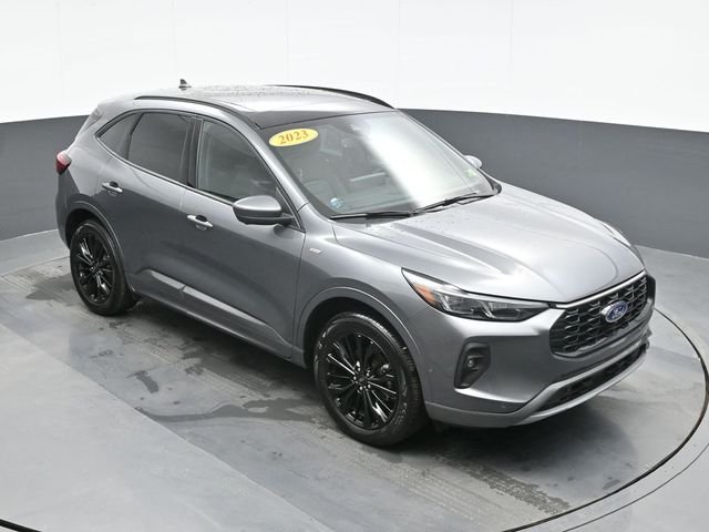 Used 2024 Gray Ford ST-Line Elite image 14