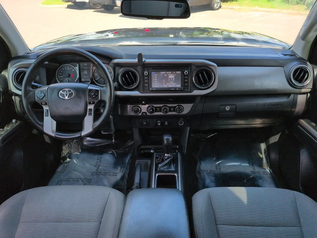 Used 2018 Midnight Black Metallic Toyota SR5 image 14