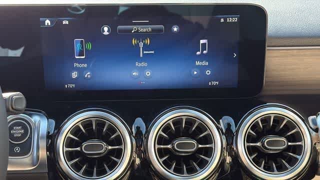 Certified Used 2025 Polar White Mercedes-Benz GLB 250 image 18