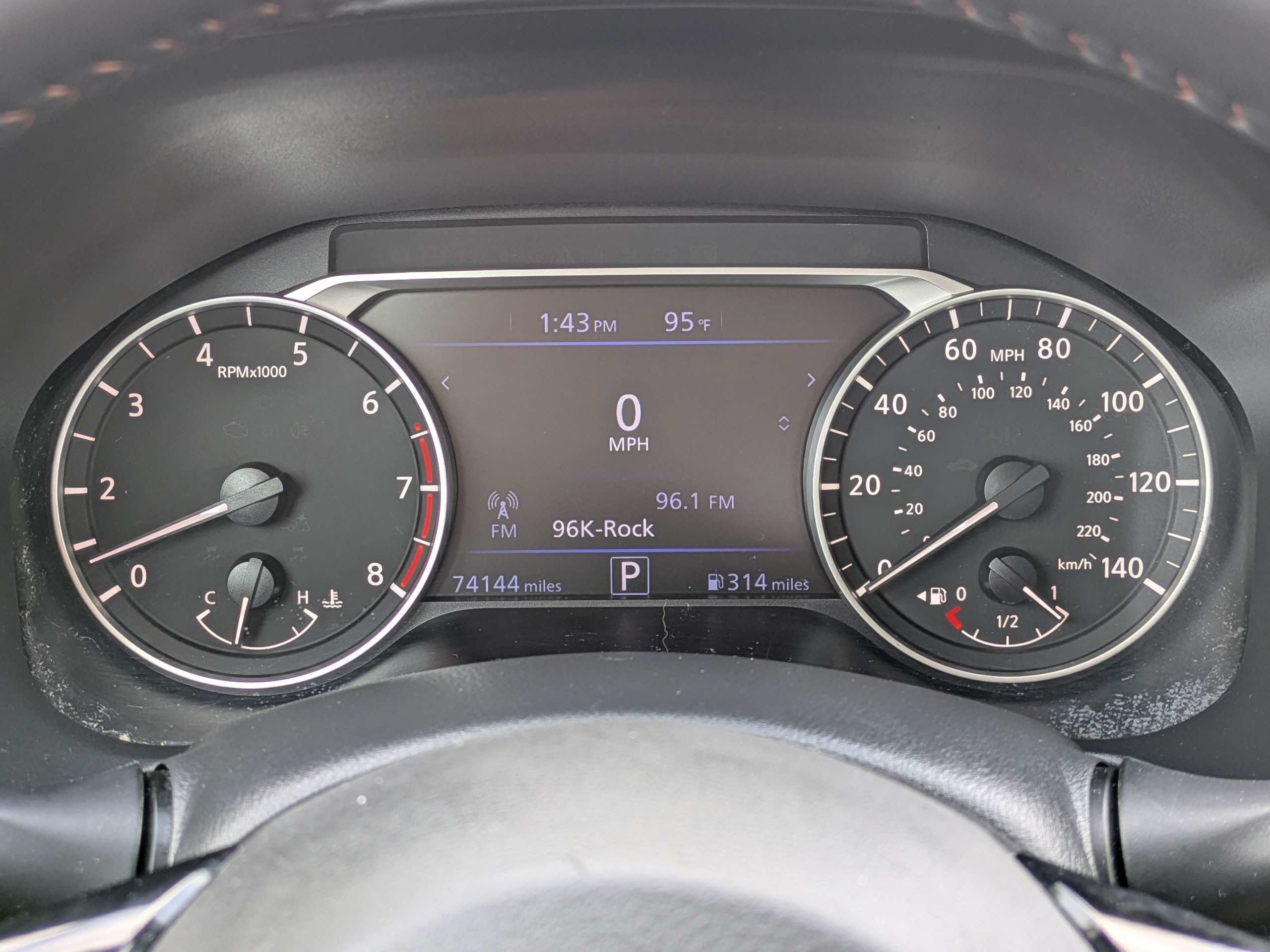 2019 Nissan Altima SR - Photo 28