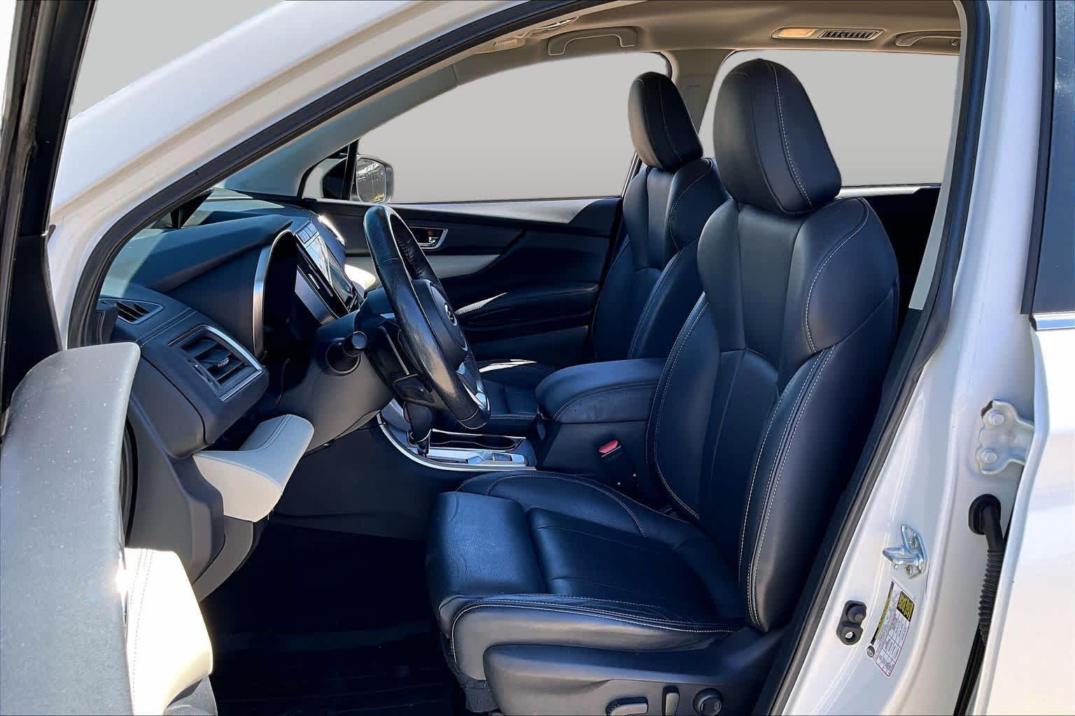 Used 2021 Crystal White Pearl Subaru Limited image 8