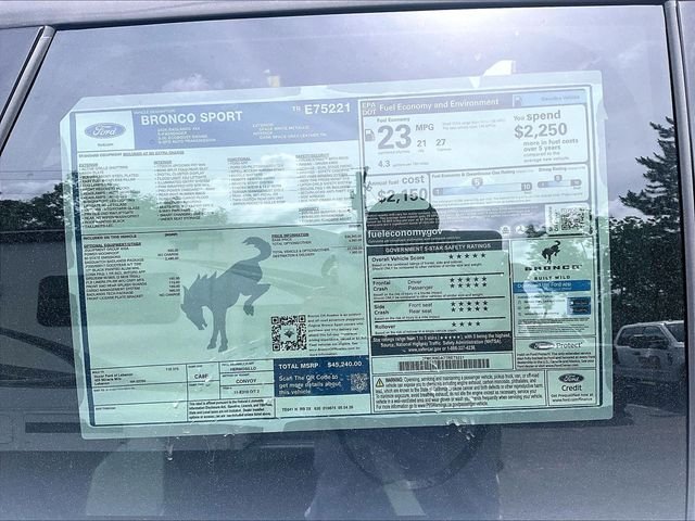 New 2026 Space White Metallic Ford Badlands image 30
