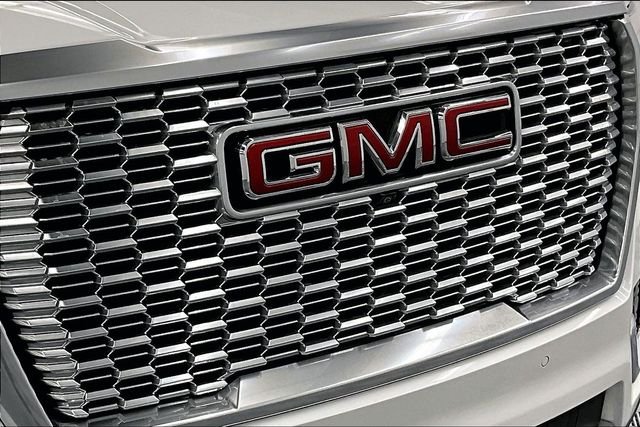2021 GMC Yukon Denali - Photo 32