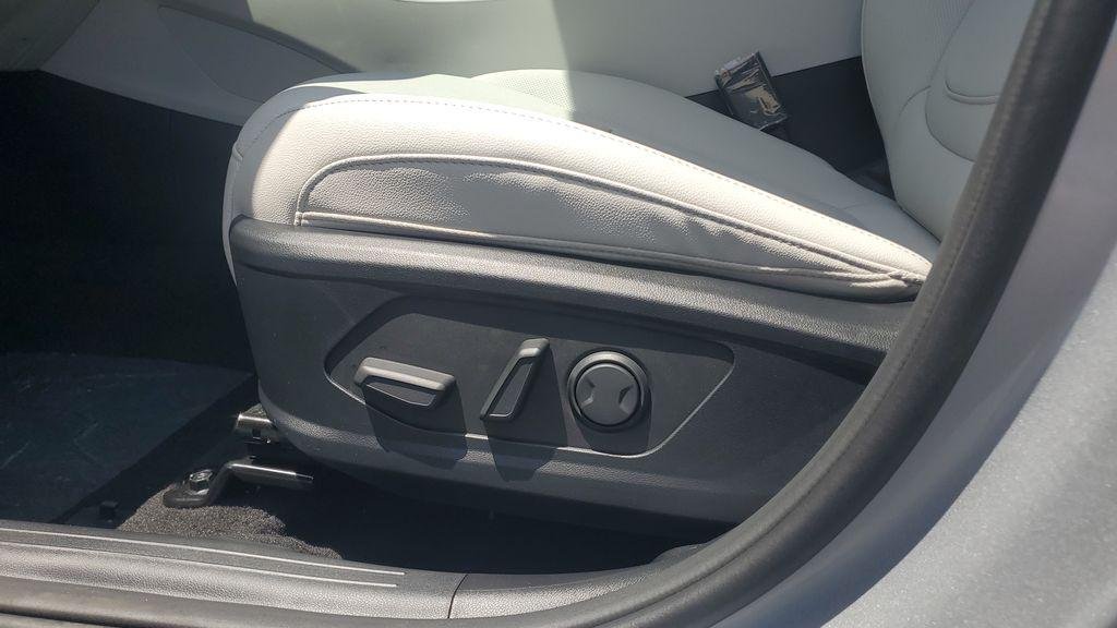 New 2026 Silver Hyundai SEL Plus FWD image 16