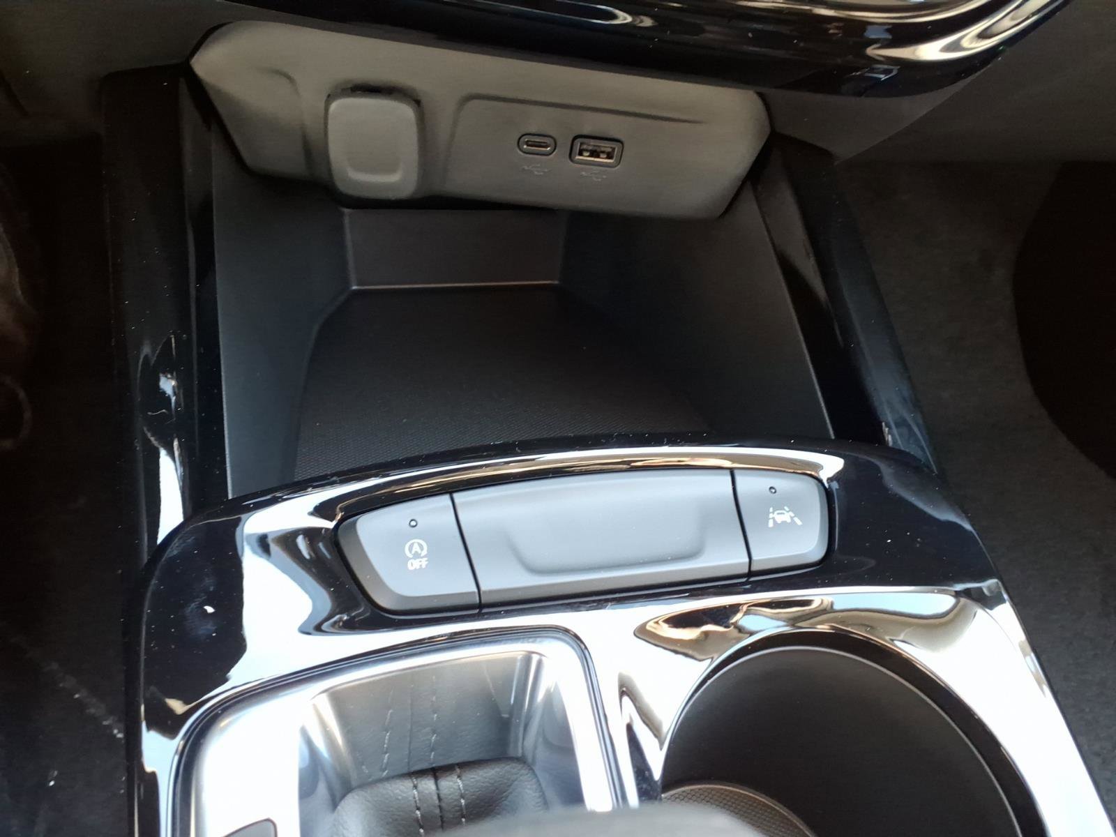 2026 Chevrolet Trax LT - Photo 11