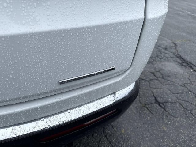 Certified Used 2024 Bright White Clearcoat Jeep Series II image 5