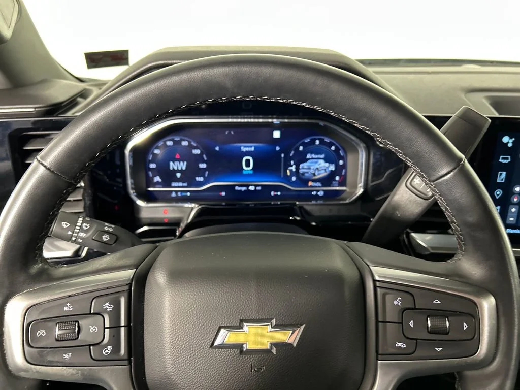 Used 2023 Sterling Gray Metallic Chevrolet LT (2FL) image 14