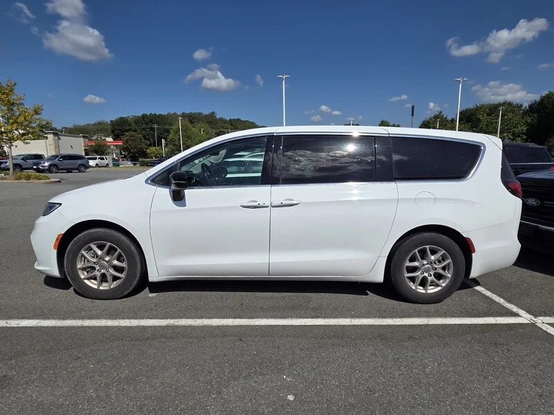 Used 2024 Bright White Clearcoat CHRYSLER TOURING L image 2