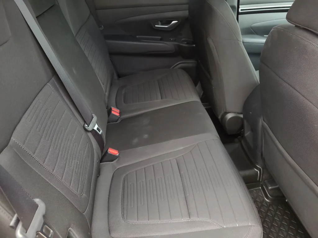 Used 2023 Black Hyundai SEL image 13