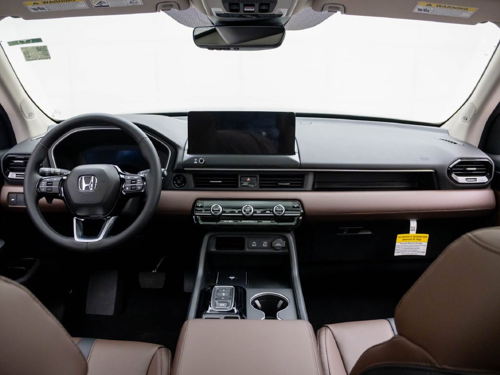 2026 Honda Pilot Touring - Photo 12