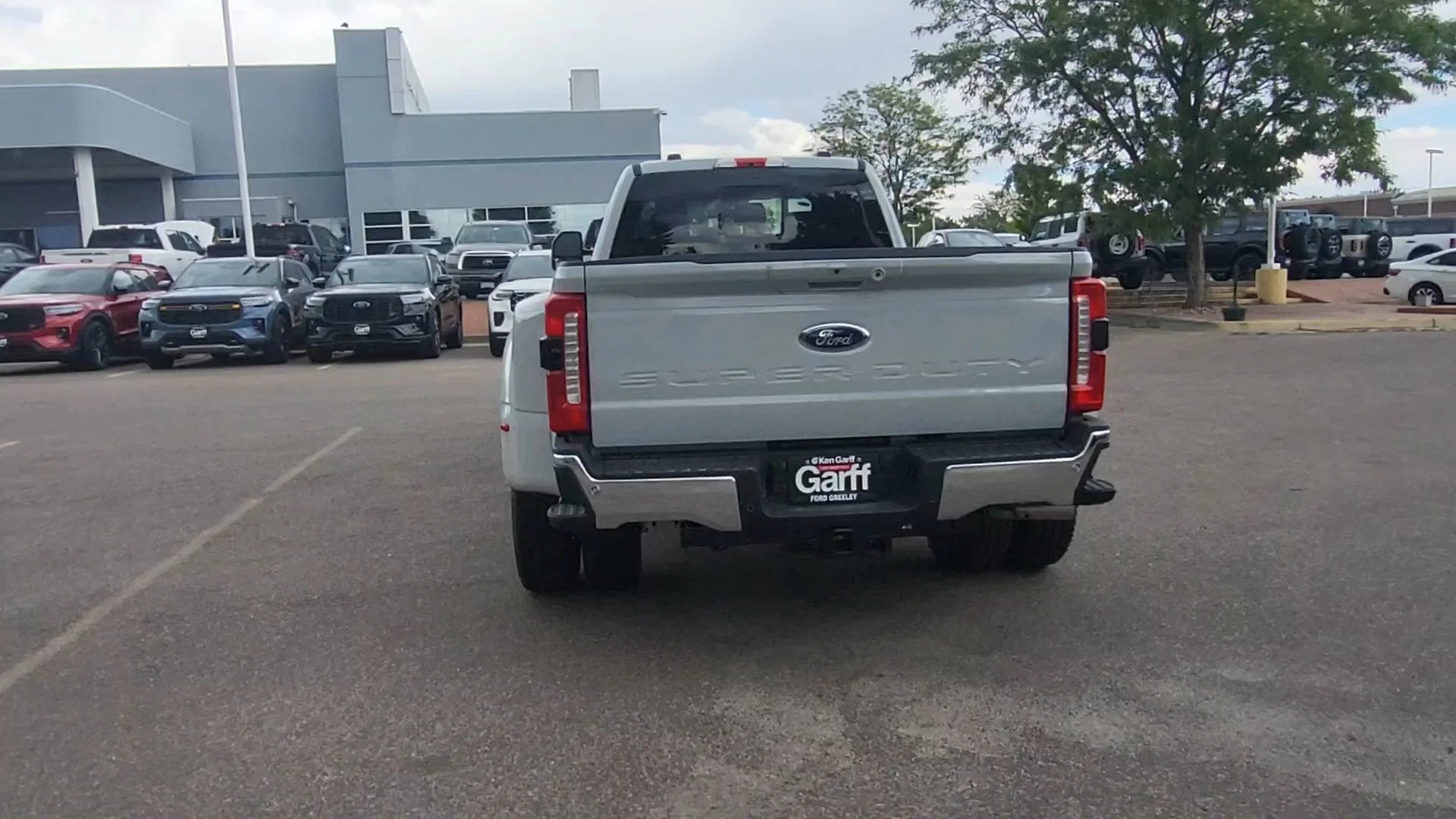 New 2026 Avalanche Ford LARIAT image 4
