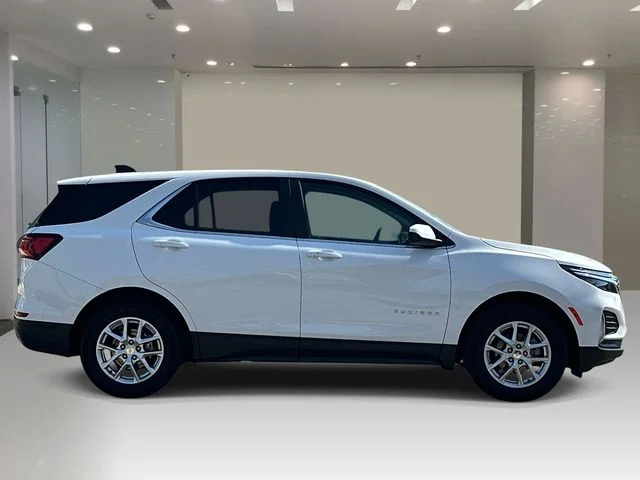 Used 2024 White Chevrolet LT image 5