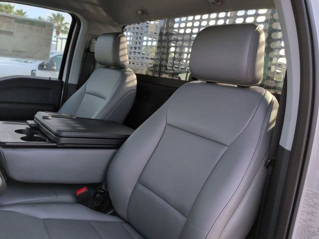 2025 Ford F-450 Super Duty Chassis Cab XL - Photo 14