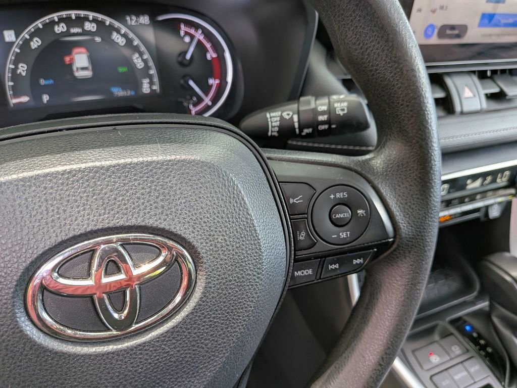 Used 2024 Silver Toyota XLE image 19