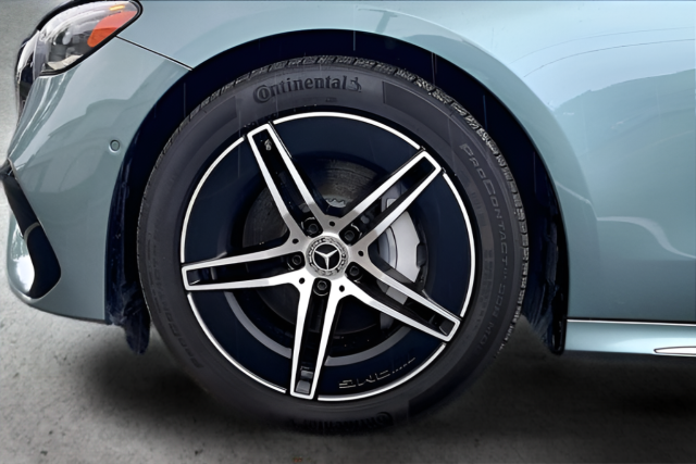 2026 Mercedes-Benz E-Class E350 - Photo 21