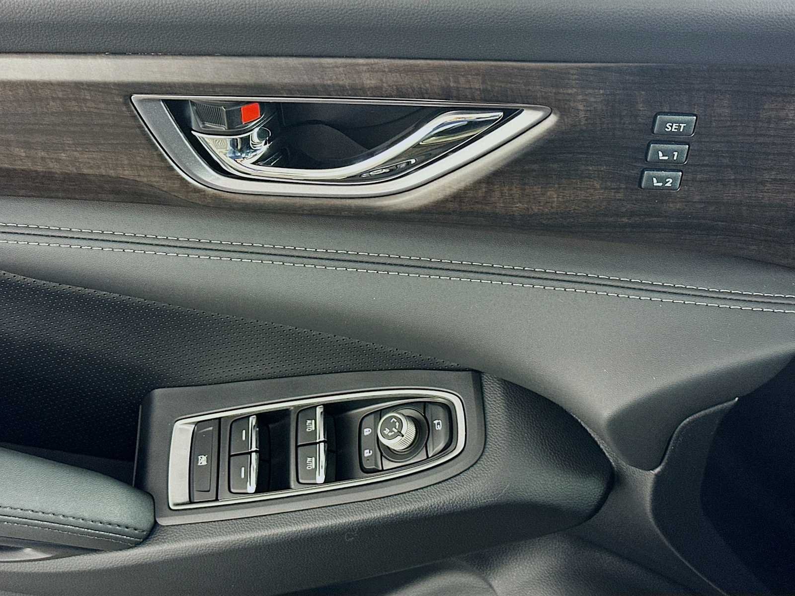 New 2026 AUTUMN GREEN METALLIC Subaru Touring 7-Passenger image 17