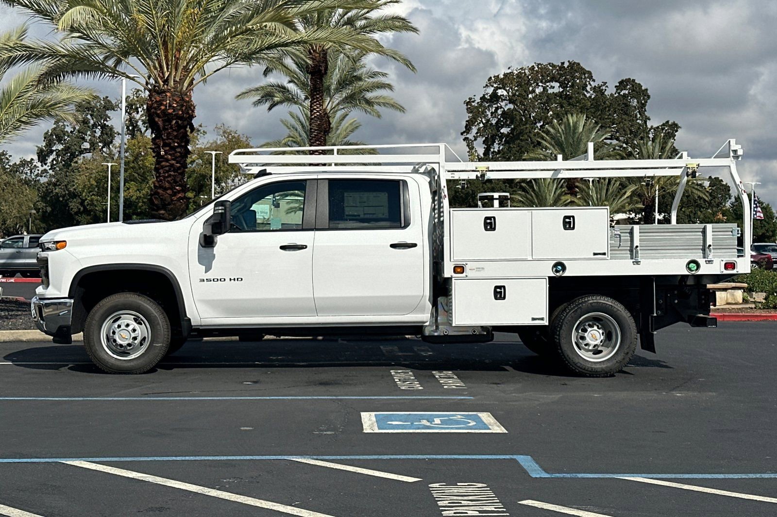 2024 Chevrolet Silverado 3500 HD Work Truck - Photo 6
