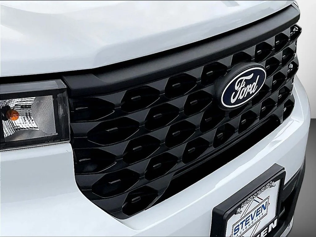 New 2026 Oxford White Ford XLT image 34
