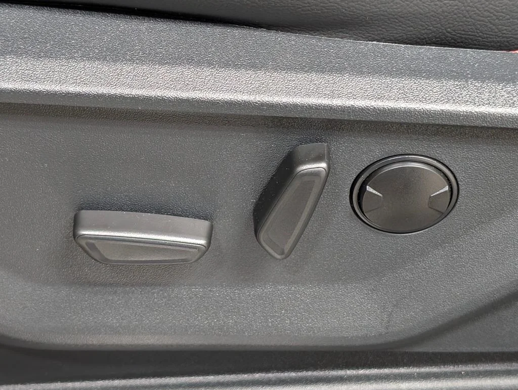 New 2026 Avalanche Ford F-250® Lariat® image 18