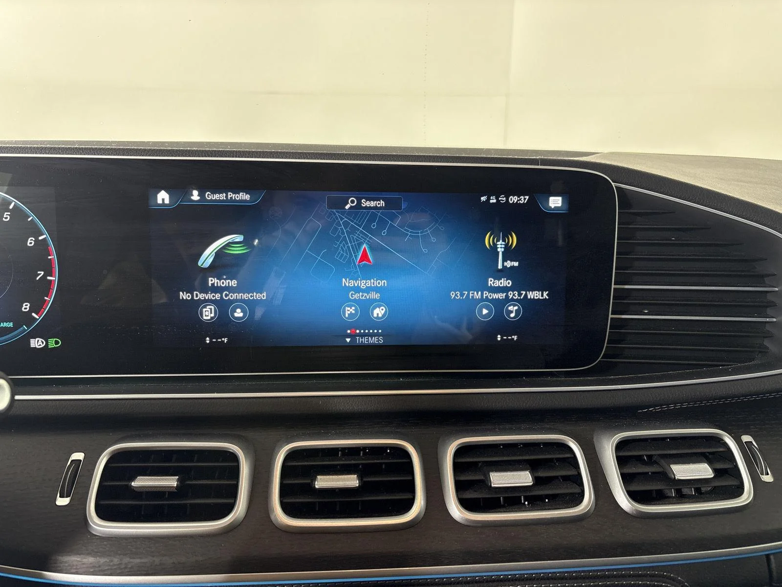 Used 2023  Mercedes-Benz GLE 450 image 11