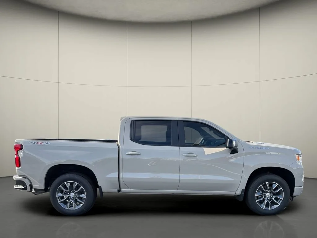 New 2026 White Sands Chevrolet RST image 8