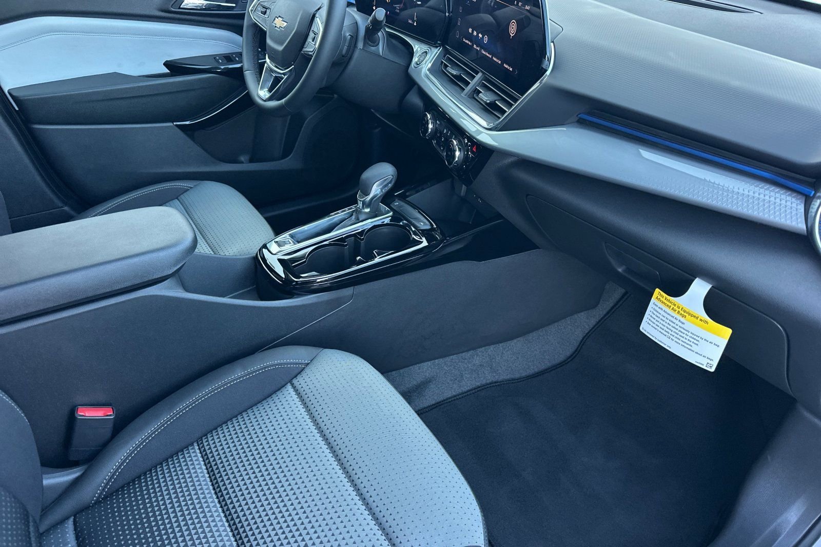 2026 Chevrolet Trax LT - Photo 16