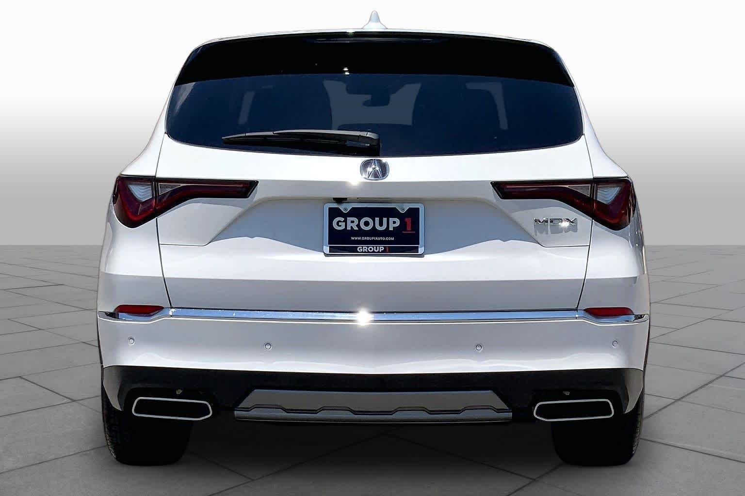 Used 2026 Platinum White Pearl Acura w/Technology Package image 5