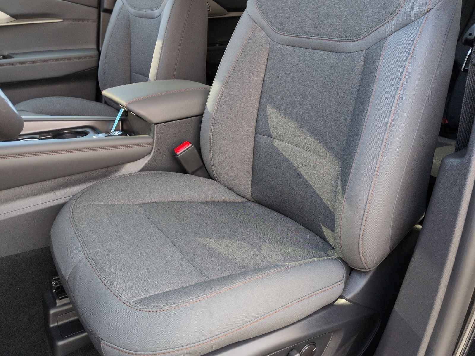 2026 Ford Explorer Active - Photo 17