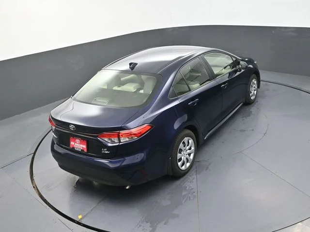 Used 2026  Toyota LE image 28