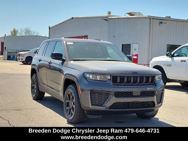 2026 Jeep Grand Cherokee Laredo