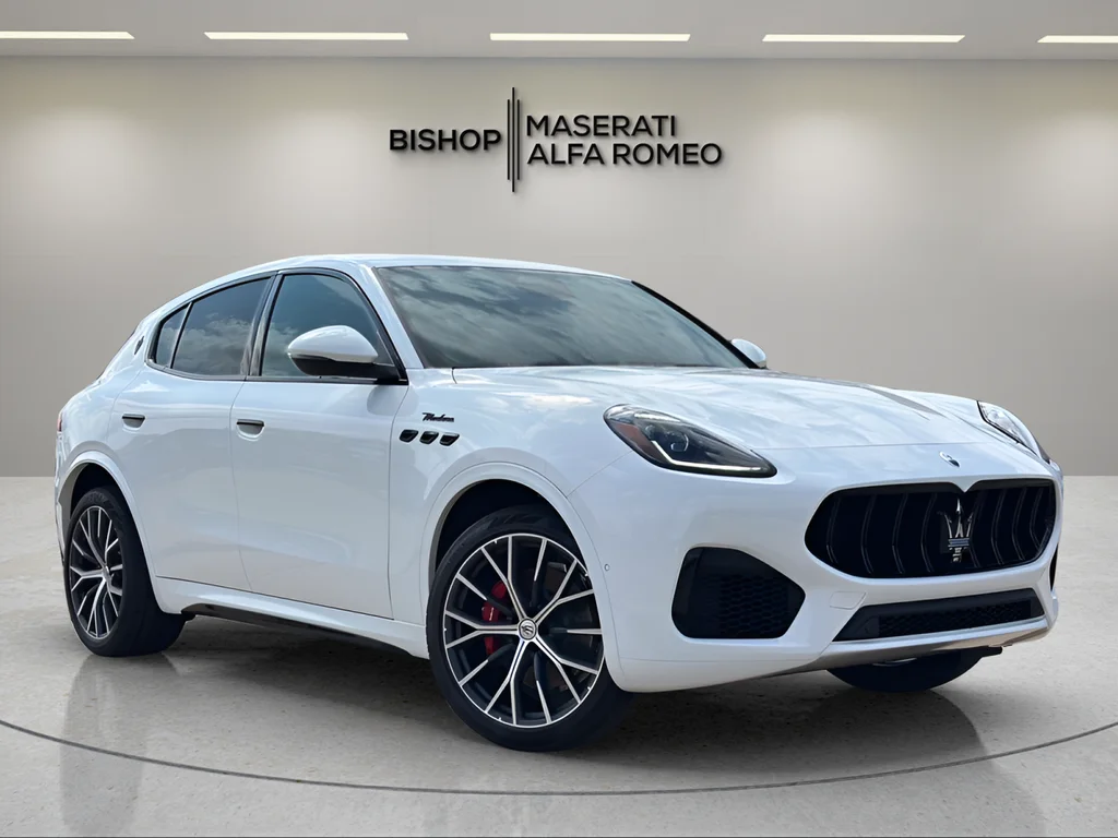 2026 Maserati Grecale Modena V6's photo
