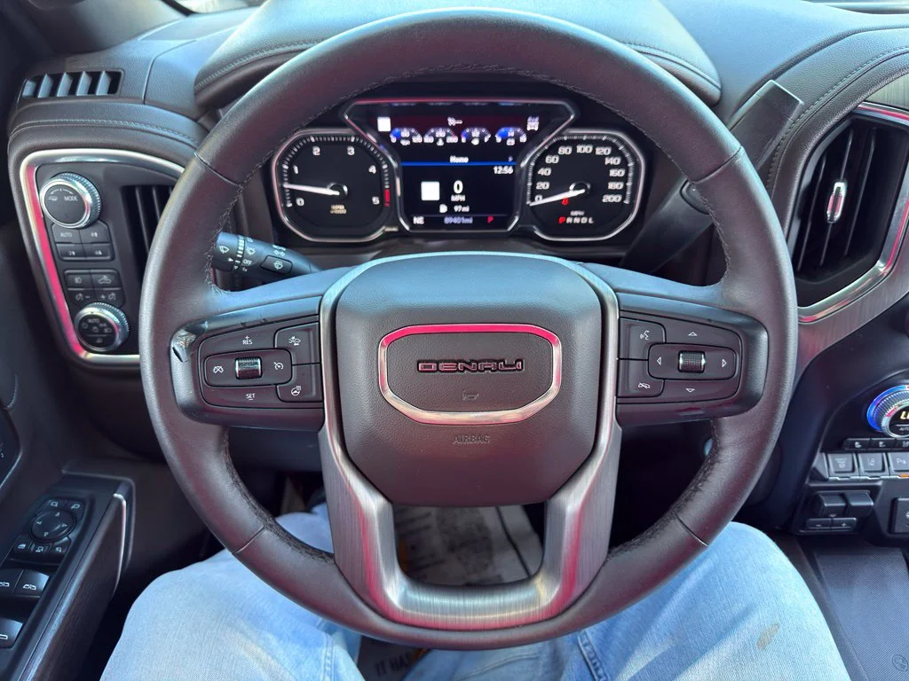 Used 2021 Black GMC Denali image 36