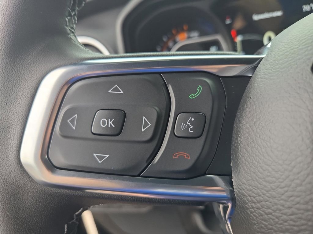 2025 Jeep Wrangler 4-Door Sahara - Photo 27