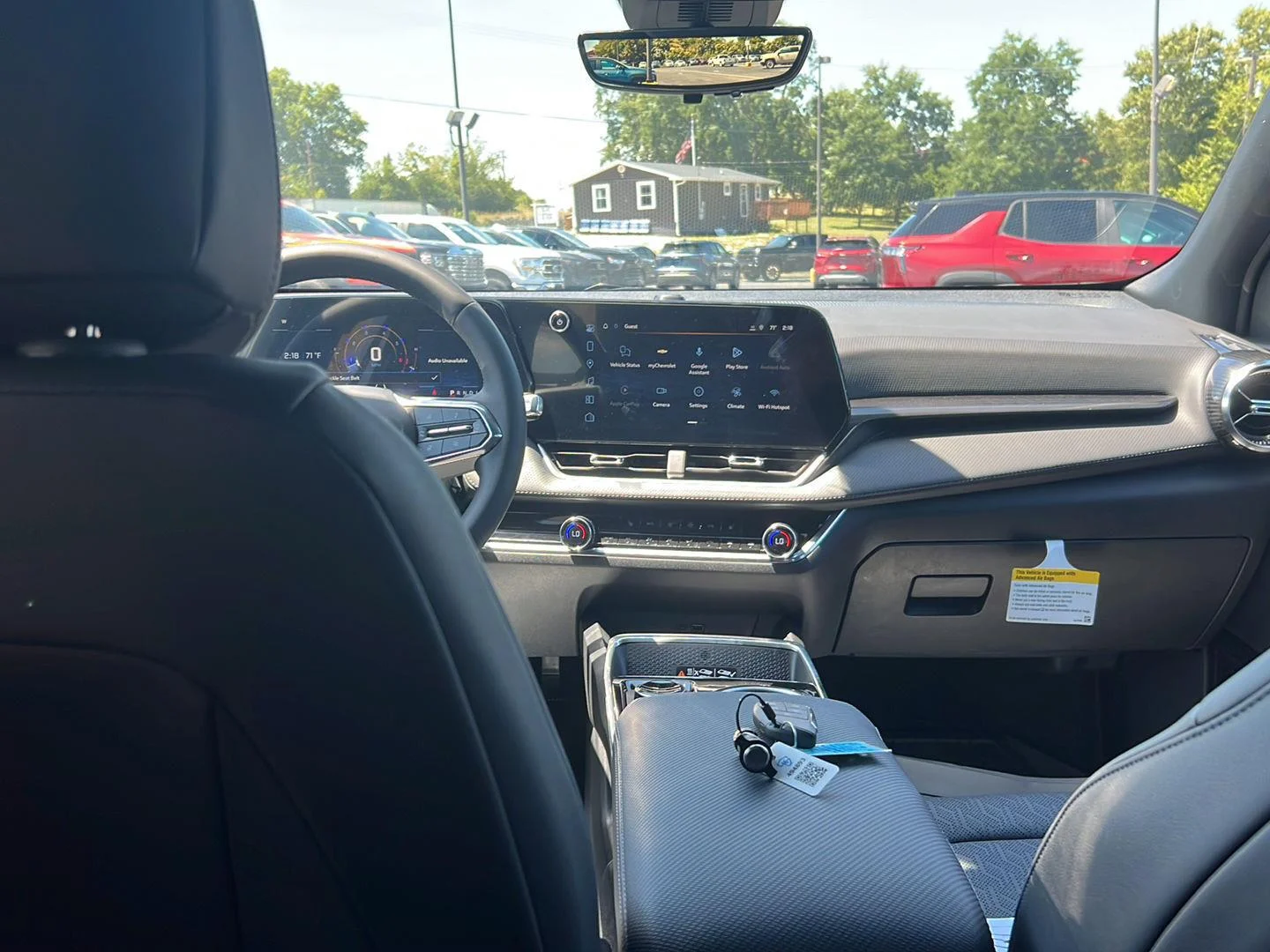 2027 Chevrolet Equinox LT - Photo 34