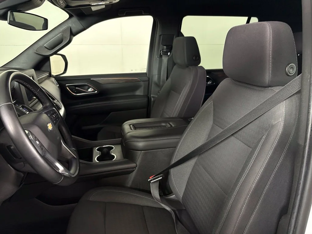 Used 2023 White Chevrolet LS image 17