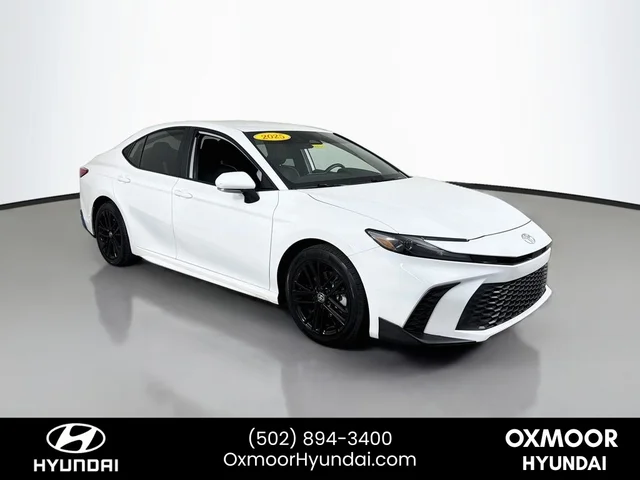 2025 Toyota Camry Hybrid SE