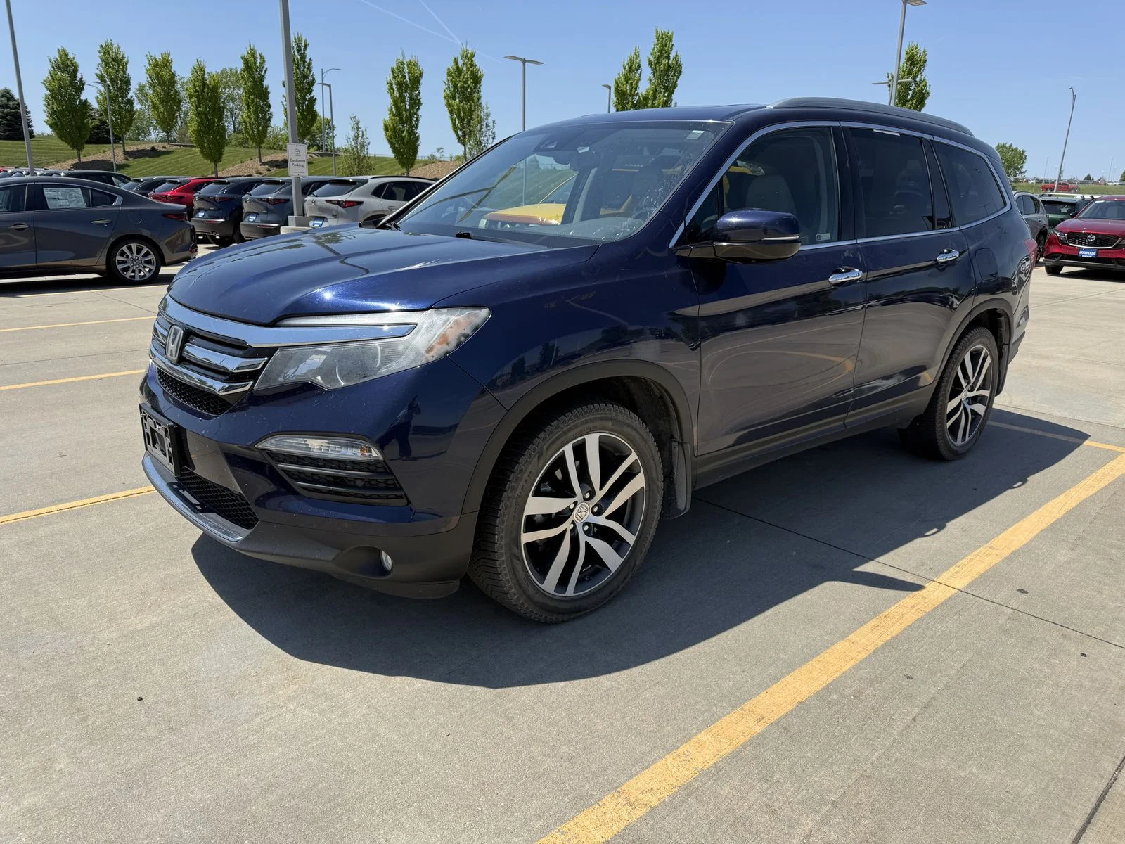 2018 Honda Pilot 4WD Elite's photo