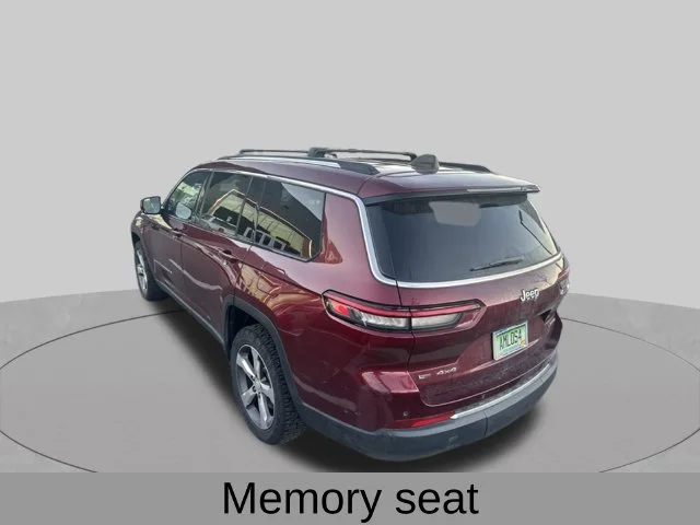 Used 2021 Red Jeep Limited image 9