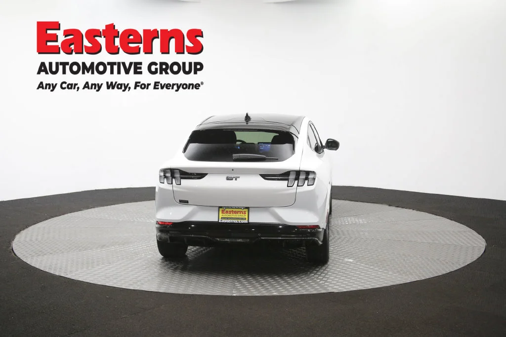 Used 2023 White Ford GT image 40