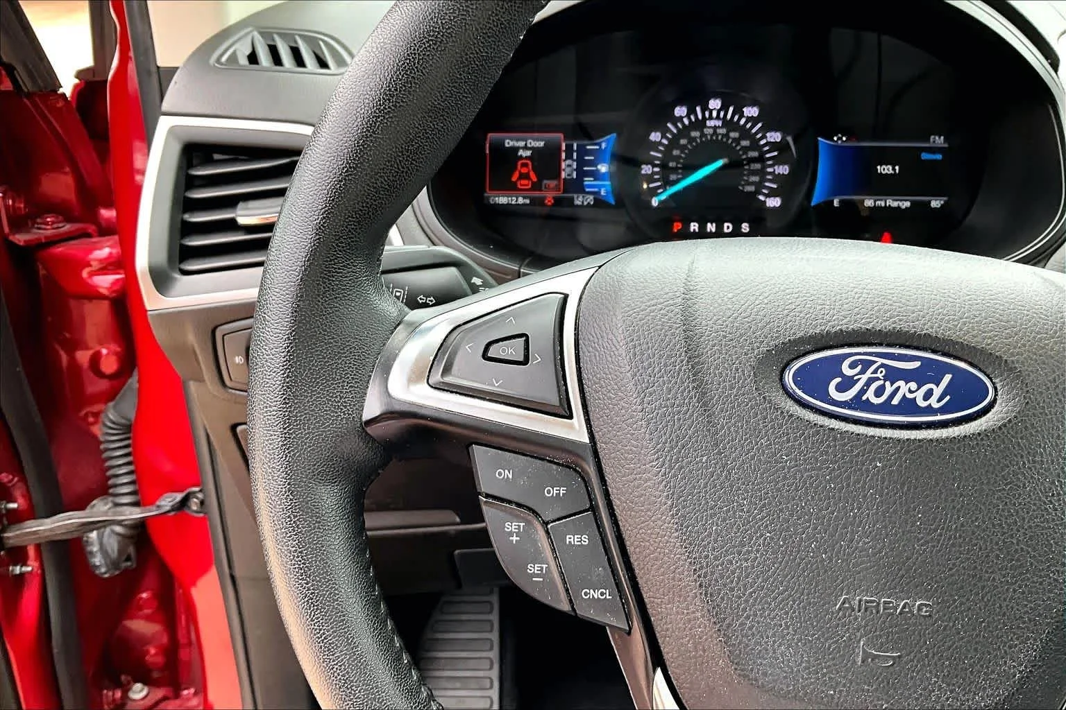 Used 2022 Rapid Red Metallic Tinted Clearcoat Ford SEL image 20