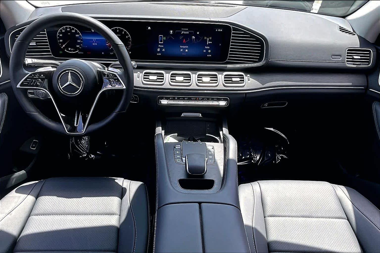 Certified Used 2026 Obsidian Black Metallic Mercedes-Benz GLE 450 image 16